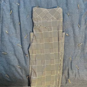 Lovely houndstooth dress pants.